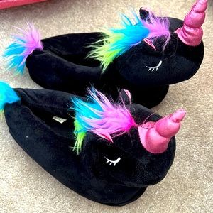 Unicorn slippers kids M